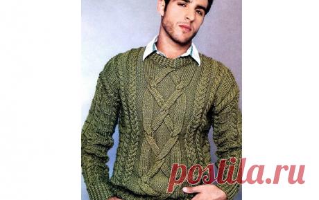 Вязаный спицами мужской пуловер болотного цвета