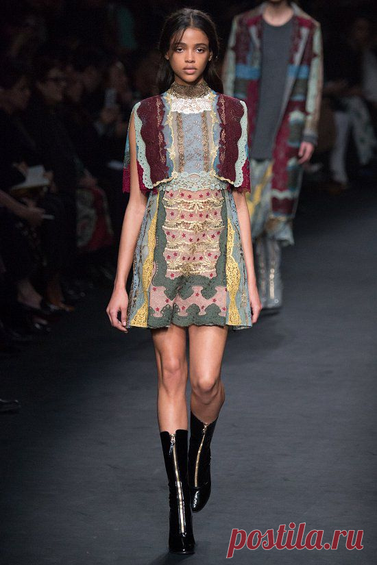 Valentino осень-зима 2015-2016