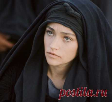 Оливия Хасси