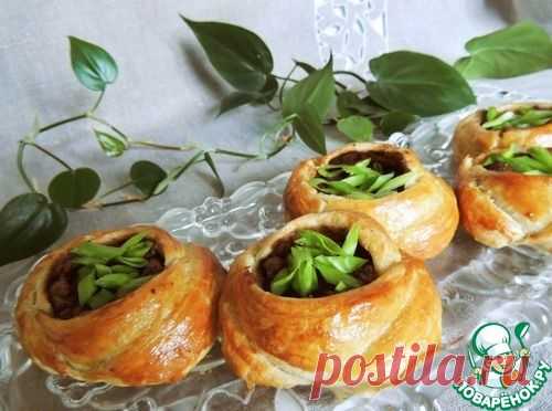 Расстегаи "Розанчики" с фасолью и грибами - кулинарный рецепт
