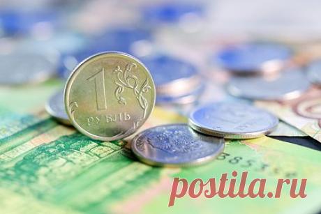 Стипендию президента России для аспирантов повысят. Минобрнауки работает над повышением размера стипендий президента России для аспирантов до 50 тысяч рублей в месяц, в связи с переходом к новой модели аспирантуры. Об этом сообщили в пресс-службе министерства. Отмечается, что сейчас размер президентских стипендий для аспирантов составляет 4,5 тысячи рублей в месяц.