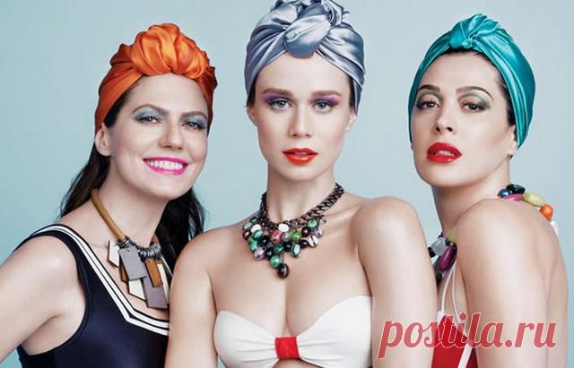 Повязываем на голову платки и шарфы