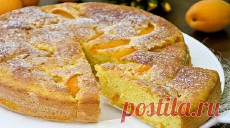 Очень вкусный пирог с абрикосами 

Ингредиенты:

масло растительное — 150 миллилитров;
сметана — 150 миллилитров;
сахар — 200 грамм;
яйцо — 3 штуки;
мука — 150 грамм;
разрыхлитель — 0,5 чайной ложки;
сода — на кончике ножа;
ванильный…