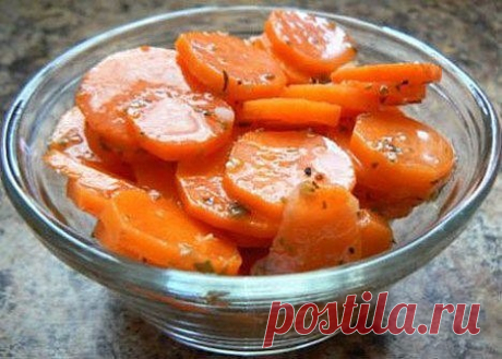«Острая закуска из моркови» 

Чтобы приготовить острую закуску из моркови вам потребуется: 
Морковь 4-5 шт. 
Чеснок 2-3 зубка 
Зелень 
Лимон 0,5 шт. 
Оливковое масло 2-3 ст.л. 
Паприка 0,5 ч.л. 
Острый красный перец по вкусу 
Зира 0,5 ч.л. 
Соль по вкусу 
Сахар коричневый щепотка 

Приготовление блюда по рецепту :

Морковь очистите, обмойте, нарежьте кружочками, опустите в кипящую воду, варите 5 минут. 
Откиньте на дуршлаг, обдайте холодной водой, дайте жидкости стечь. 
Дл...