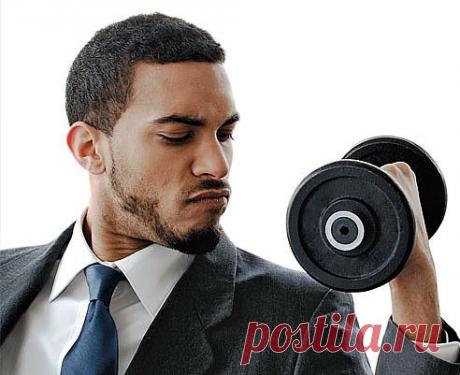 *Как совмещать тренировки и работу?*. По моему это вообще не проблема, но для кого да - читайте.