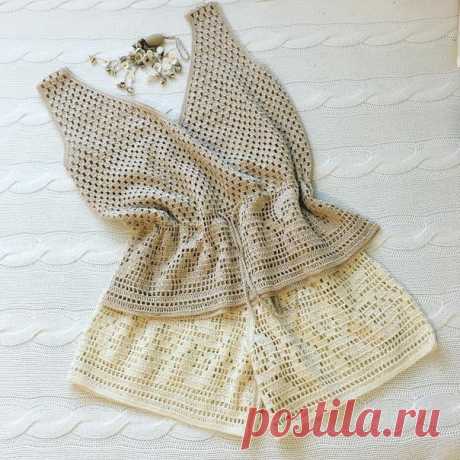 Скоро отпуск! Ура! До сих пор не могу привыкнуть к серому питерскому климату: три дня светило солнце, видимо, это было лето)) сегодня снова пошёл снег.
В отпуске буду тестировать вязаные шорты) для меня это новинка и я немного сомневаюсь в их удобстве. Вязаные купальники, например, для меня не удобны. С шортами сомнения относительно сохранения их формы после сидения, боюсь, что будут вытягиваться на попе. 
У кого есть опыт с вязаными хлопковыми шортами, как вам?
@ Галерея