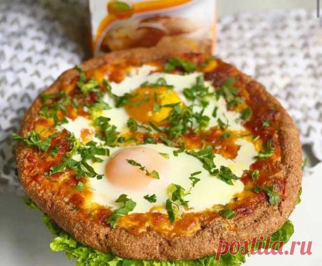 ​Творожно-сырная лепёшка с ржаными отрубями Творожно-сырная лепёшка с ржаными отрубями – безумно вкусный, сытный и нежный вариант солёного завтрака!Ингредиенты: Ржаные отруби 50 грамм Рисовая мука 50 грамм Сметана 10% 50 грамм Яйца 4 шт. Творог 5% в брикетах 100 грамм Сыр 45% 100 грамм Руккола 10...