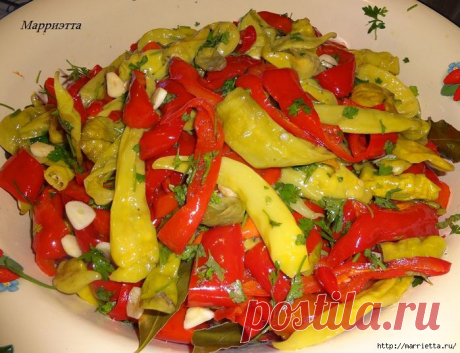 Мои заготовки. Маринованное ассорти: болгарский и стручковый зеленый перец.