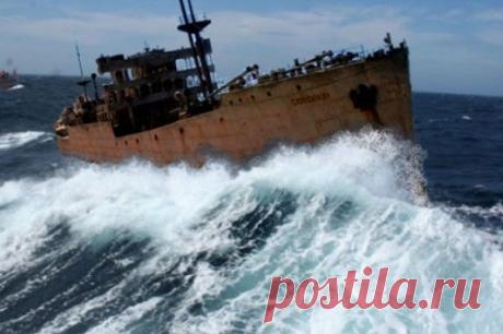 В Бермудском Треугольнике появился корабль, исчезнувший 90 лет назад