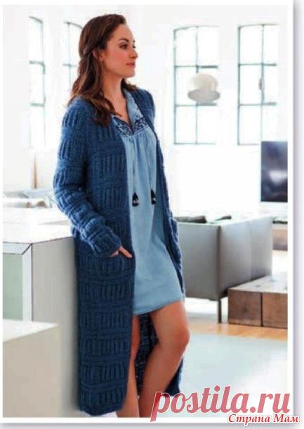 . Синее пальто из поперечных полос патентным узором (спицами) - Вязание - Страна Мам