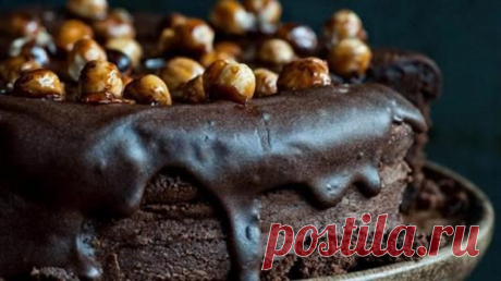 Торт шоколадный, с лесным орехом в карамели - пошаговый рецепт с фото