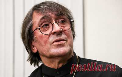 Юрий Башмет: классическая музыка учит нас умению преодолевать земное притяжение. Народный артист СССР - о том, не отменяются ли гастроли на Западе, о любимых современных композиторах и как один из зрителей чуть не сорвал концерт в Зальцбурге