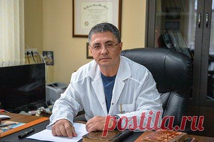 Доктор Мясников призвал врачей включить мозг