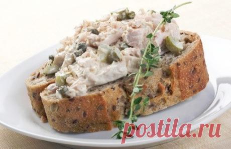 ТОП-5 вкусных паст для правильных бутербродов 

Забирайте себе, чтобы они всегда были под рукой! 

1. Восточная паста «Хумус» из фасоли 
на 100грамм - 119.17 ккалБ/Ж/У - 6.59/2.41/17.92 

Ингредиенты: 
1/2 пучка нарезанной свежей кинзы, 
2 столовые ложки воды, 
2 столовые ложки свежего сока лайма, 
1 столовая ложку оливкового масла, 
3/4 чайной ложки молотого тмина, 
1/4 чайной ложки соли, 
0,5 кг черных бобов фасоли, отваренных, промытых и высушенных, 
1 зубчик чеснока, о...