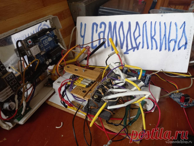 Электро-механический переменный резистор для ШИМ на NE555 Решил позаниматься отложенным проектом. Название у него «индивидуальное средство передвижения», или «электрический велосипед на одном колесе», или «электрический моноцикл», кому как понравится. Рама моноколеса получилась вроде, как и ничего, ее переделывать не планирую. Широкие педали позволяют