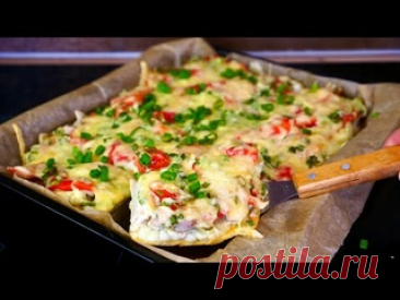 Мясо По-Французски по-новому!!! Рецепт:Куриное филе 500 грЦветная капуста 1 штЯйца 2 штЗеленый лукБазилик свежийПомидоры 2 штСыр 200 грСоль и специи по вкусу Растительное маслоМайонез 1 ст.  ложка.