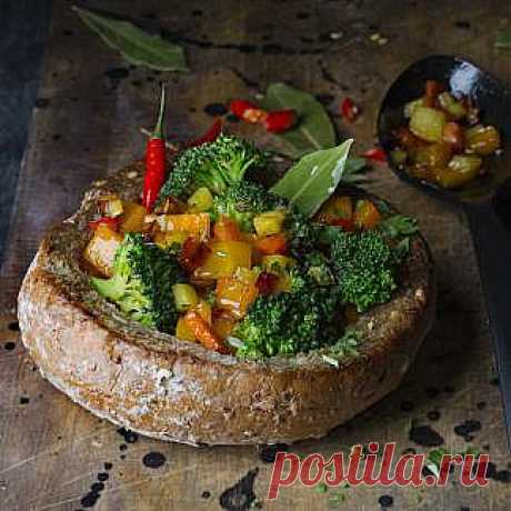 Овощное рагу в ржаном хлебе, второе блюдо. Пошаговый рецепт с фото на Gastronom.ru