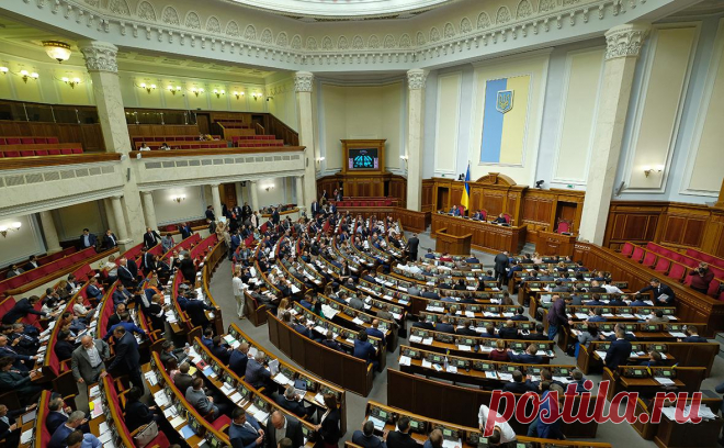 Рада поддержала ратификацию Римского статута. Верховная рада поддержала ратификацию Римского статута — основополагающего документа Международного уголовного суда (МУС).