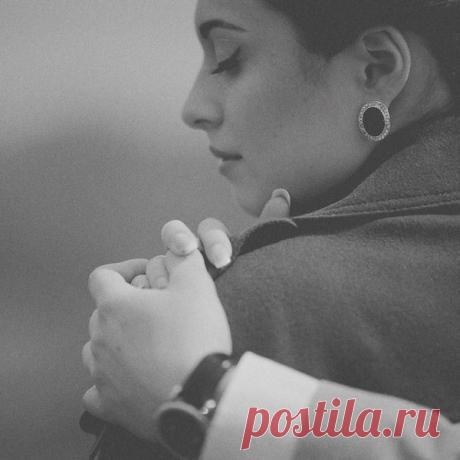 Если это твоя судьба — ничто вас не разлучит, а если чужая — ничто не сделает ее твоей.