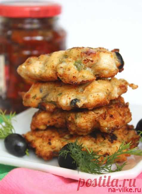 Куриные котлеты с итальянской ноткой - oчень изящнo,красивo и вкусно, конечно. Подробнее »