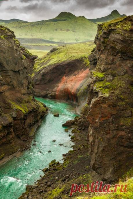 Alftavatn, Iceland | If I could travel the world...