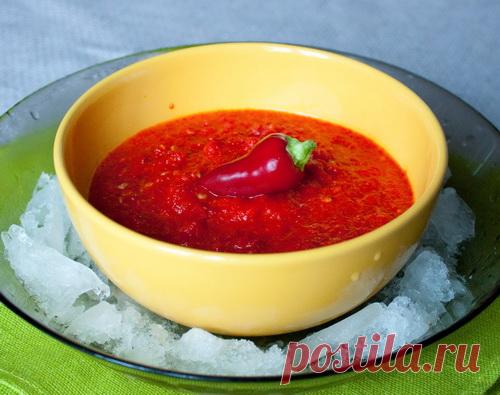 Соус из острых перцев У нас с мужем есть очень хороший друг, который просто обожает острые перчики во всех их проявлениях. На прошлой неделе он предложил приготовить острый перцовый соус. Так что рецепт, который я предлагаю вам сегодня - его  . Этот соус понравится любителям острого. Признаюсь честно, лично для меня он немного островат - разве что в [...]