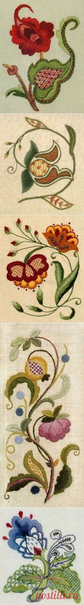 Изысканно вышитые цветы .