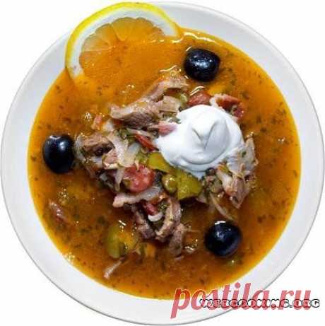 Рецепт: Солянка мясная » Рецепты с фото, новогодние рецепты 2016, первые блюда, вторые блюда, салаты, выпечка, торты, коктейли, десерты, холодные закуски, Новогодние рецепты