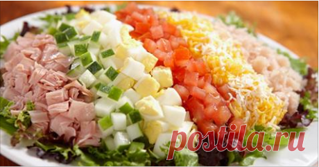 Классический американский салат «Кобб» с оригинальной заправкой Вкусный и полезный салат готовится без майонеза, с очень ароматной заправкой!