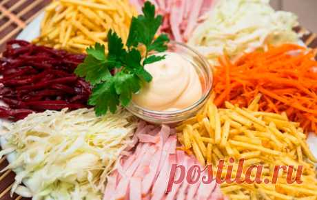 Топ 8 вкуснейших салатов на любой праздник (моя любимая подборка).  Собрали несколько наиболее удачных рецептов салатов, которые покорят сердце любого, даже самого переборчивого едока. Главное их преимущество – доступность компонентов и простота в...