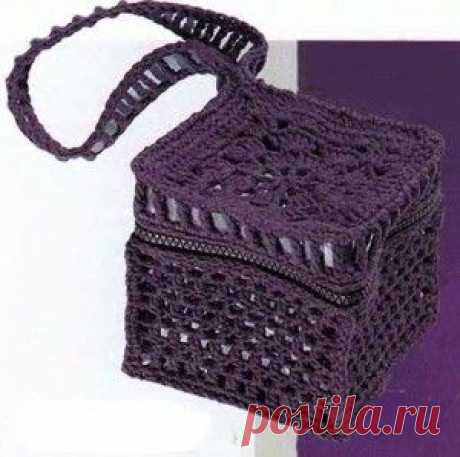 Вечерняя вязаная сумочка &quot;Ажурный куб&quot;