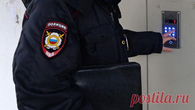 Тюменец пошел показывать машину покупателю и бесследно исчез. В Тюмени возбуждено уголовное дело по факту исчезновения 30-летнего мужчины, который вышел на встречу с потенциальными покупателями своего автомобиля и не вернулся. Об этом сообщает 72.ru. Инцидент произошел вечером 4 декабря, тюменец ...