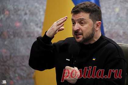 Зеленский назвал причину обороны Артемовска. После Артемовска российские войска могут двинуться дальше, на Краматорск и Славянск. Так президент Украины Владимир Зеленский объяснил желание Киева удержать город. Ранее спикер Восточной группировки ВСУ Сергей Череватый заявил, что целью обороны города является снижение боеспособности российских частей.