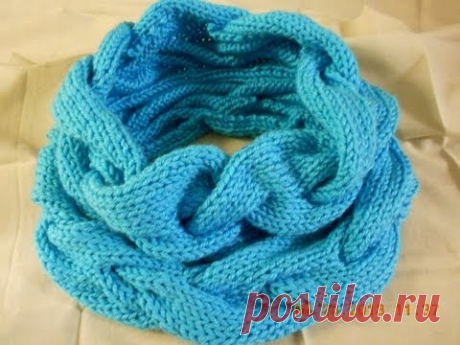 Elegante Turquesa cuello circular parte 3 de 3