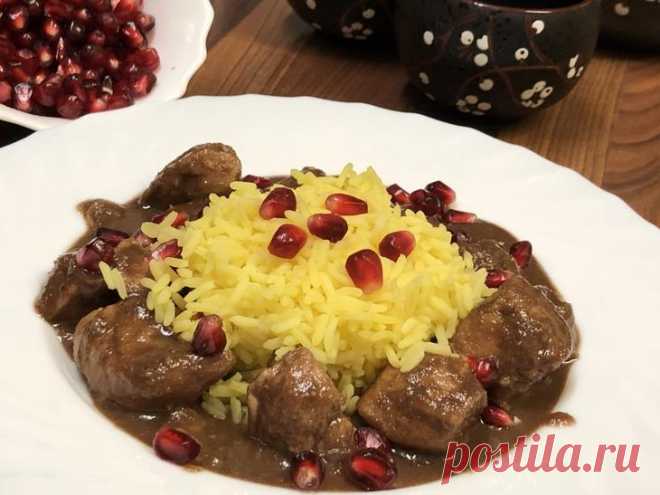 Фесенджан. Персидская кухня Добрый день всем добрым людям!Прошу уж если не любить, то жаловать: фесенджан, блюдо, которое должна уметь готовить любая уважающая себя иранская женщина. Как правило, готовят его из утки, допускается...