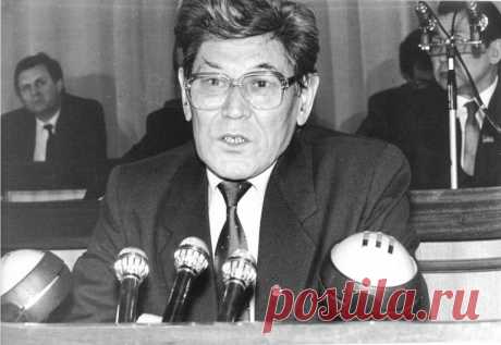 Ануарбек Алимжанов: почему его называют «могильщиком» СССР | Русская семерка
