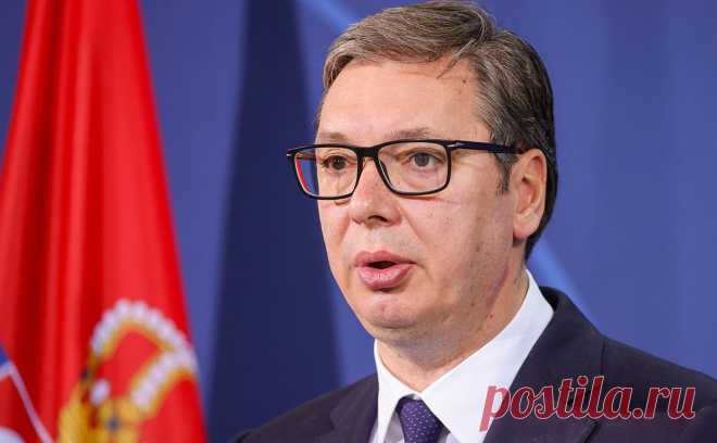 Вучич отказался дальше участвовать в выборах президента. Президент Сербии Александр Вучич заявил, что не будет менять Конституцию ради сохранения власти.