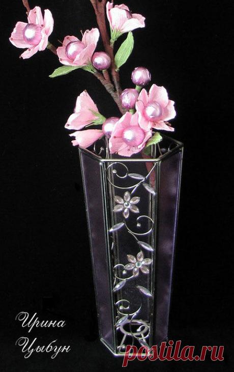 МК по сакуре из конфет и креповых цветов