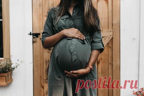 Врач предупредила об опасности случайных беременностей. Акушер-гинеколог Надин Хамани рассказала, почему обоим родителям нужно готовиться к запланированной беременности. По ее словам, тщательная проверка здоровья супругов поможет избежать проблем во время вынашивания ребенка. Хамани призвала сдать анализы на распространенные вирусы и сделать прививки.