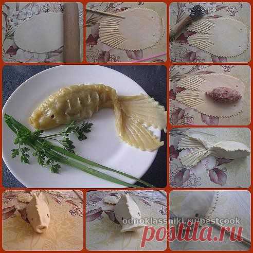 Учитесь, девушки, лепить пельмени!
