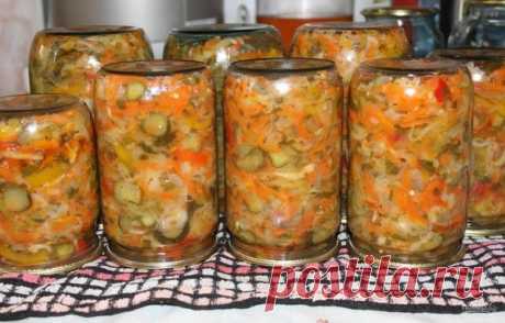 Невероятно вкусный салат "Охотничий":готовим на зиму | Чудо огород! | Яндекс Дзен