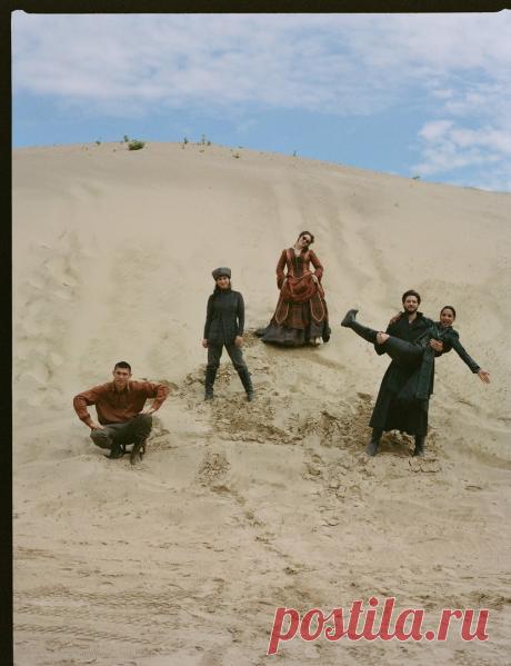 Тень и кость (2023)