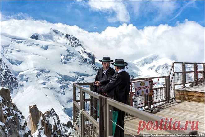 3842 метра над уровнем моря. Вершина Aiguille Du Midi&nbsp; &nbsp;Выживи сам