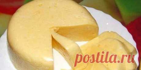 Cașcaval de casă în doar 3 ore! Un produs 100% natural! - Bucatarul.tv Ce știm despre cașcavalul de pe rafturile market-urilor? Oare este el 100% natural? Cașcavalul este un produs lactat cu o concentrație foarte mare de calciu, atât de necesar organismului uman. Și există oare vreun copil căruia să nu-i placă cașcavalul? Dar micuții trebuie hrăniți neapărat cu ceva sănătos, de casă! Bucătarul.tv vă propune în continuare așa …
