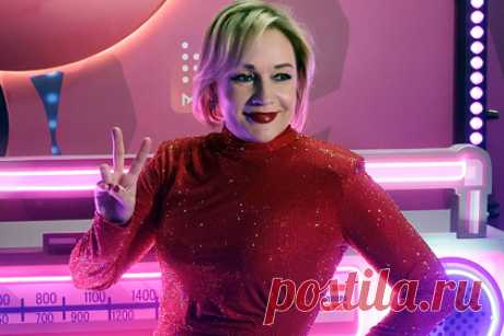 Татьяна Буланова назвала жертв сексуальных домогательств проститутками. Российская певица Татьяна Буланова высказала свое мнение о жертвах сексуальных домогательств. Исполнительница хита «Не плачь» отметила, что сама никогда не подвергалась харассменту, добавив, что, если бы это случилось с ней, она бы никогда не стала рассказывать об этом широкой общественности.