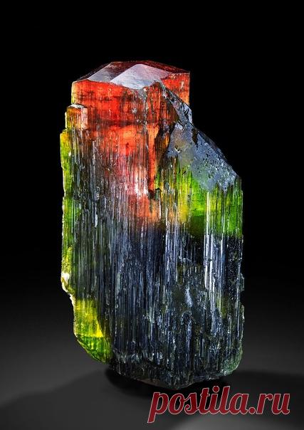 Запись на стене ЛиддикоатитМадагаскар