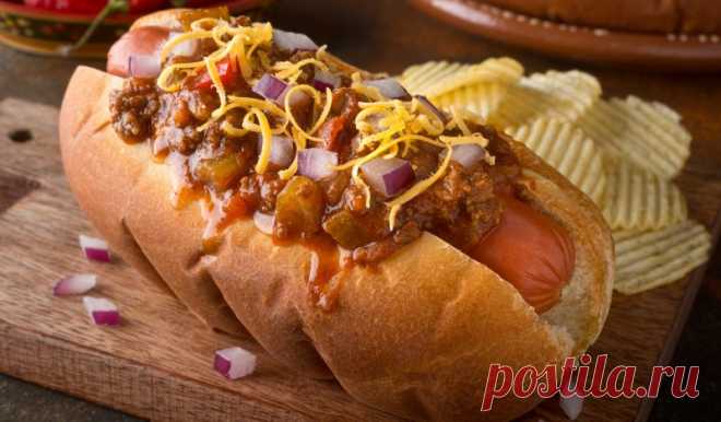 Хот-доги с пряным мясным соусом