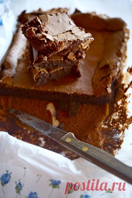 Пирог шоколадный без муки от Джады / Torta di cioccolato senza farina (ricetta di Giada) | Элла Мартино Рецепты Кулинарные туры Итальянская кухня