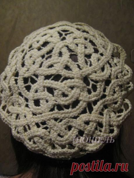 Шнурковый берет