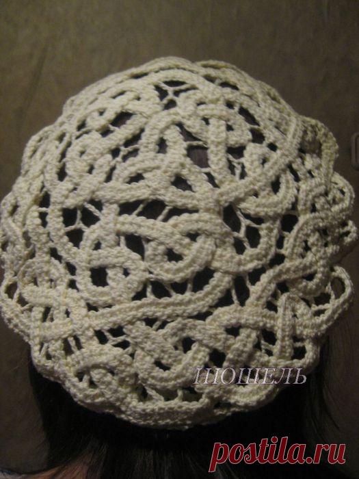 Шнурковый берет